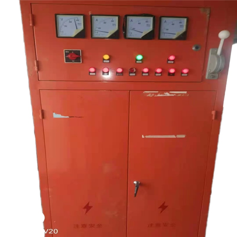 配电总柜 总开630A 2路400A 6路250A 加一路照明 900*600*2000mm 单位:台