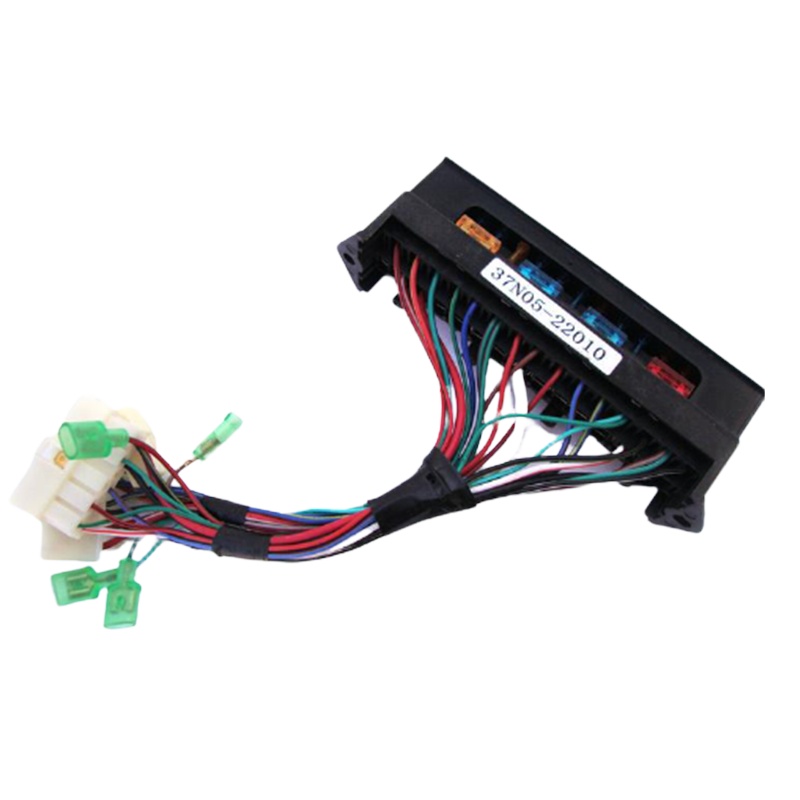 东风EQ1118 保险丝盒总成