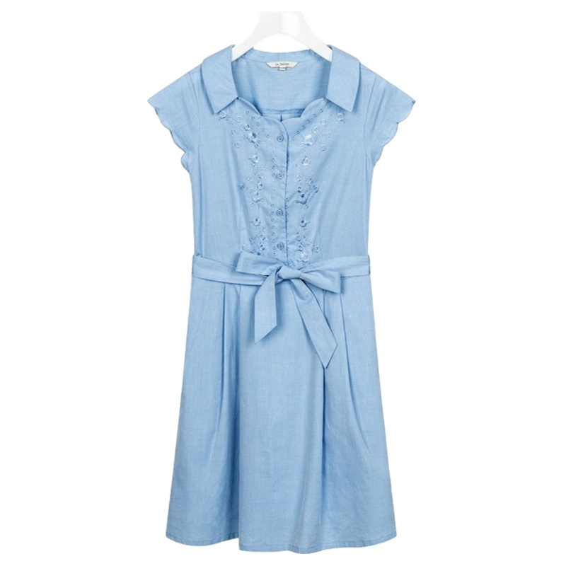 拉夏贝尔夏季女衬衫娃娃领甜美绣花高腰短款连衣裙