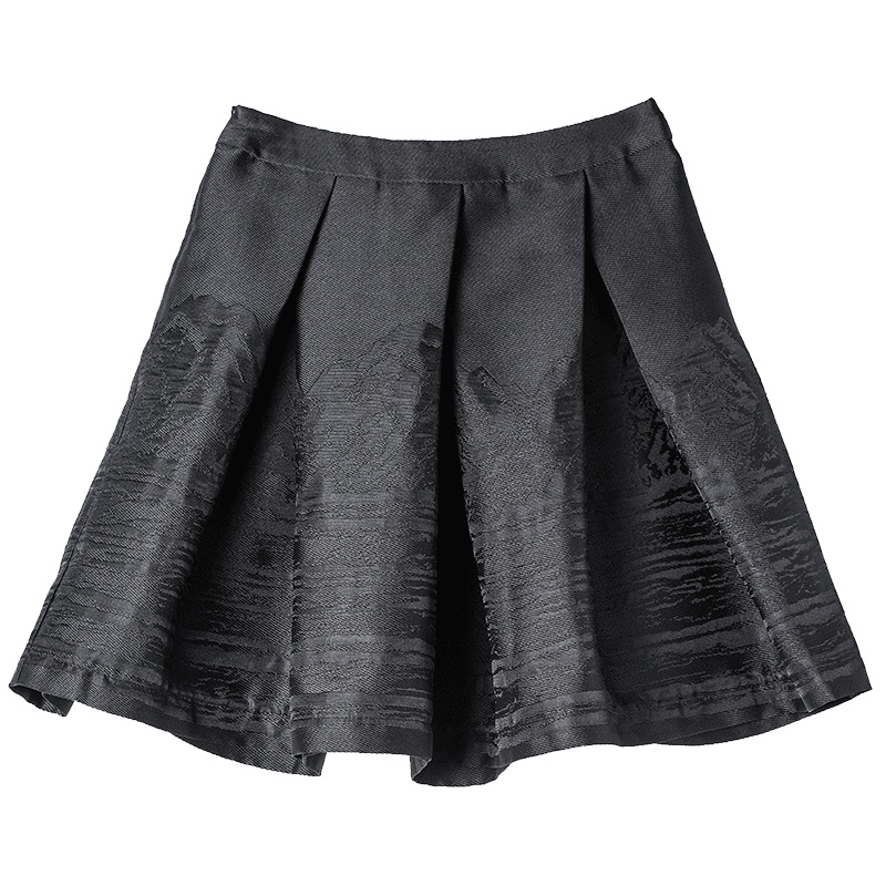 sdeer圣迪奥2018秋装挺括压褶阔摆抽象绣花短裙半身裙S17181324