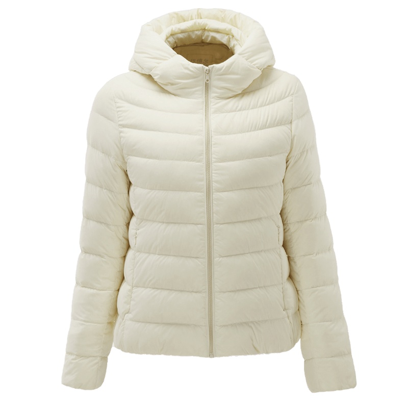 坦博尔2021新款羽绒服女轻薄短款连帽纯色百搭多色便携外套