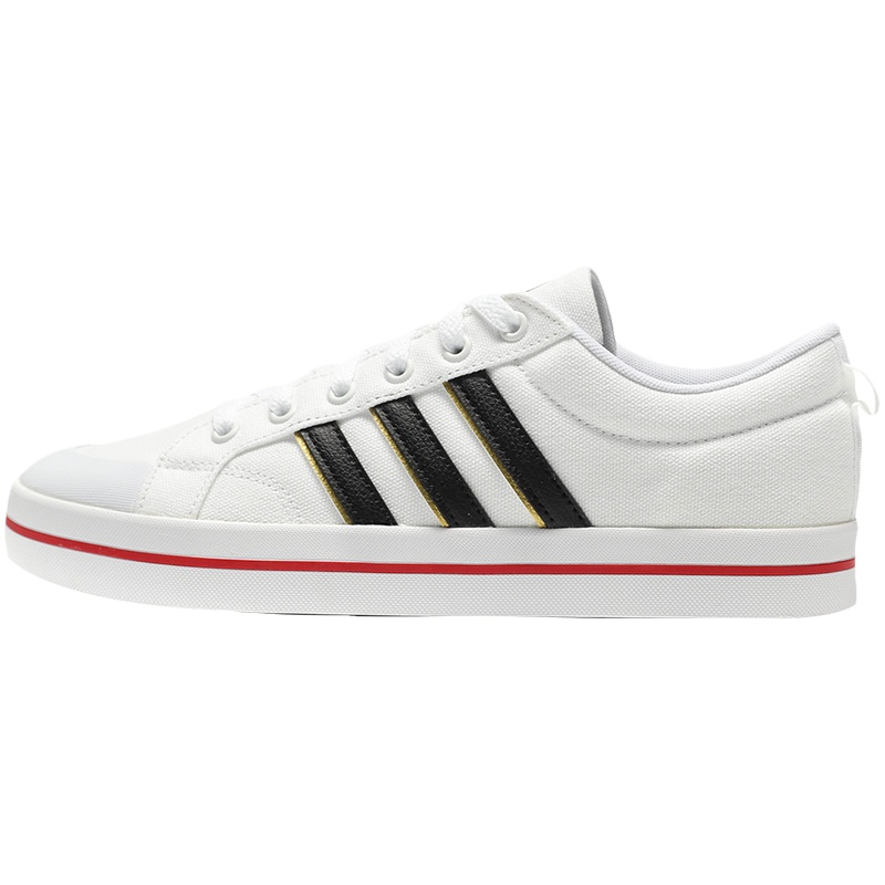 阿迪达斯NEO男鞋板鞋宝可梦联名运动休闲小白鞋FW6671