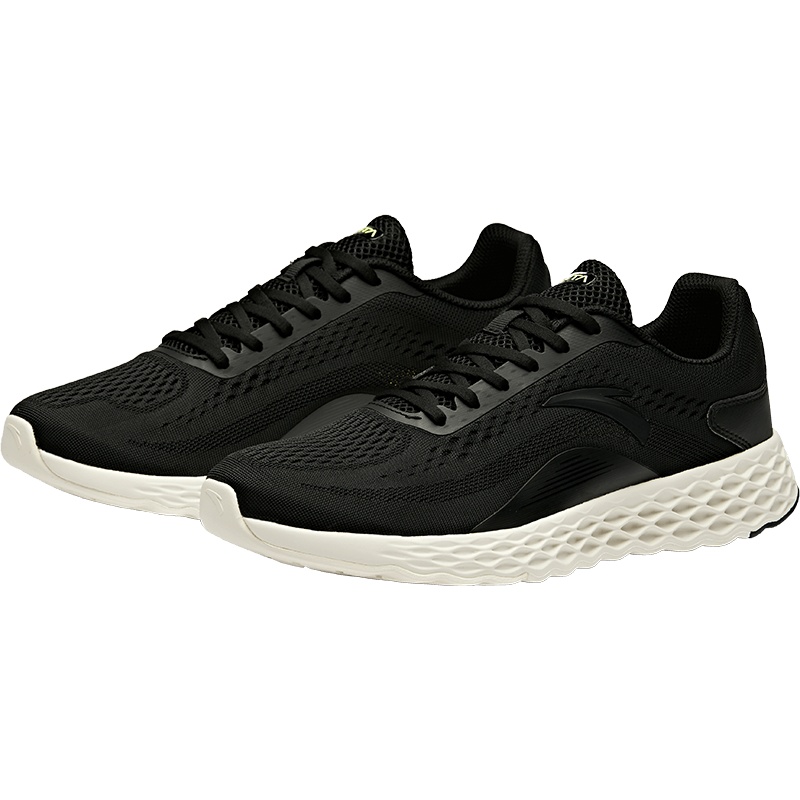 安踏 男跑鞋 11935542