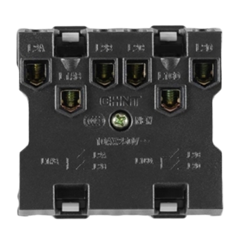 暗装正泰四开单控开关 NEW7-G00700A 白色86型