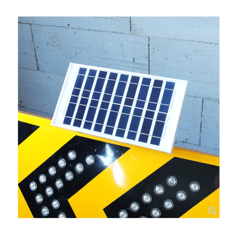 太阳能导向牌 折叠 太阳能单向箭头灯 120cm*40cm 蓄电池功率12V/7AH