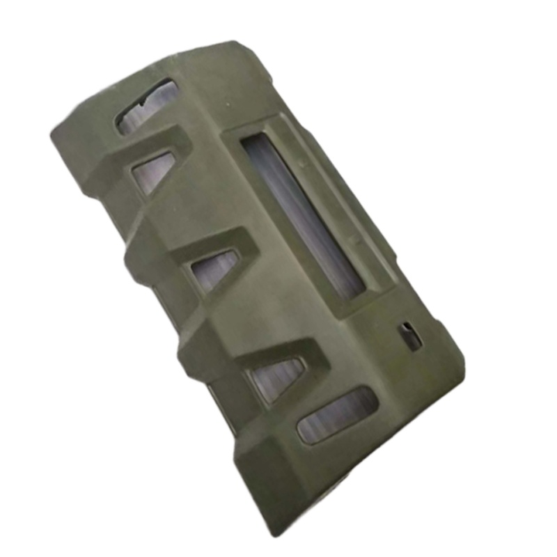 TRW 北汽勇士BJ2022J前保险杠