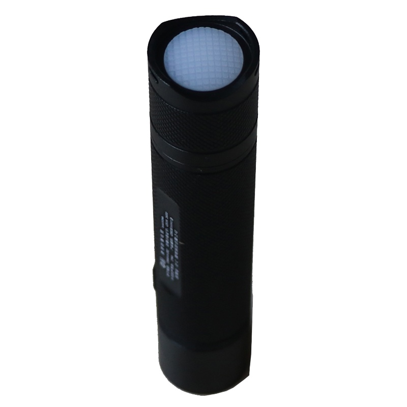 GDYM2011 微型防爆电筒体积小,重量轻,可手持,腰挎,配支架也可头戴。