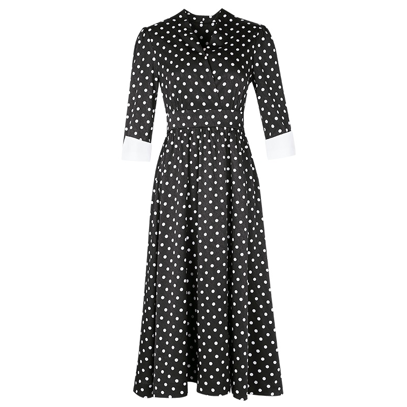 晚白2021春季新品淑女波点印花修身显瘦高腰V领A字裙连衣裙女