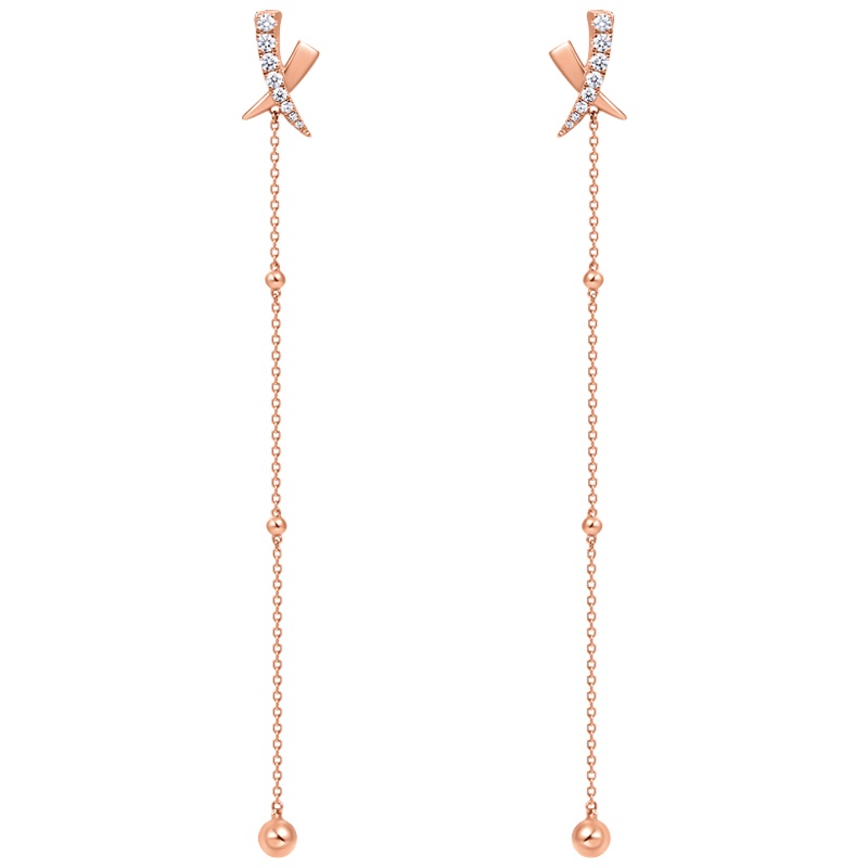 周大福 简约时尚 18K金镶钻石耳饰钻石耳环NU1941