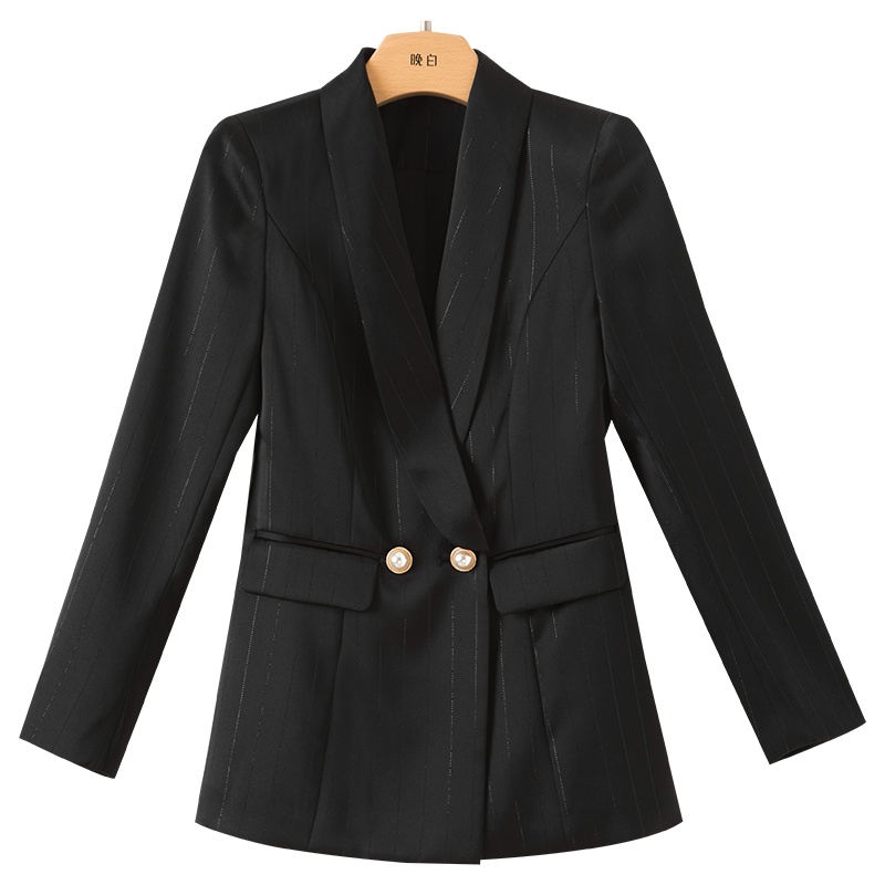 晚白2020冬季新品简约纯色翻领长袖休闲百搭常规职业西装外套女