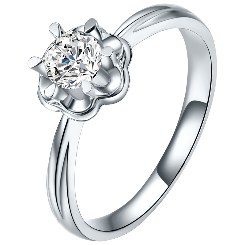 周六福白18K金花朵钻石戒指809