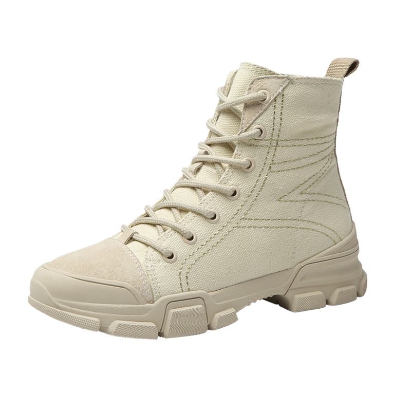 马克华菲2020新款平底马丁靴英伦复古短筒靴子女鞋