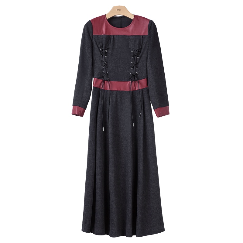 晚白 2020春秋季新品个性通勤简约圆领收腰显瘦A字大摆裙子连衣裙女