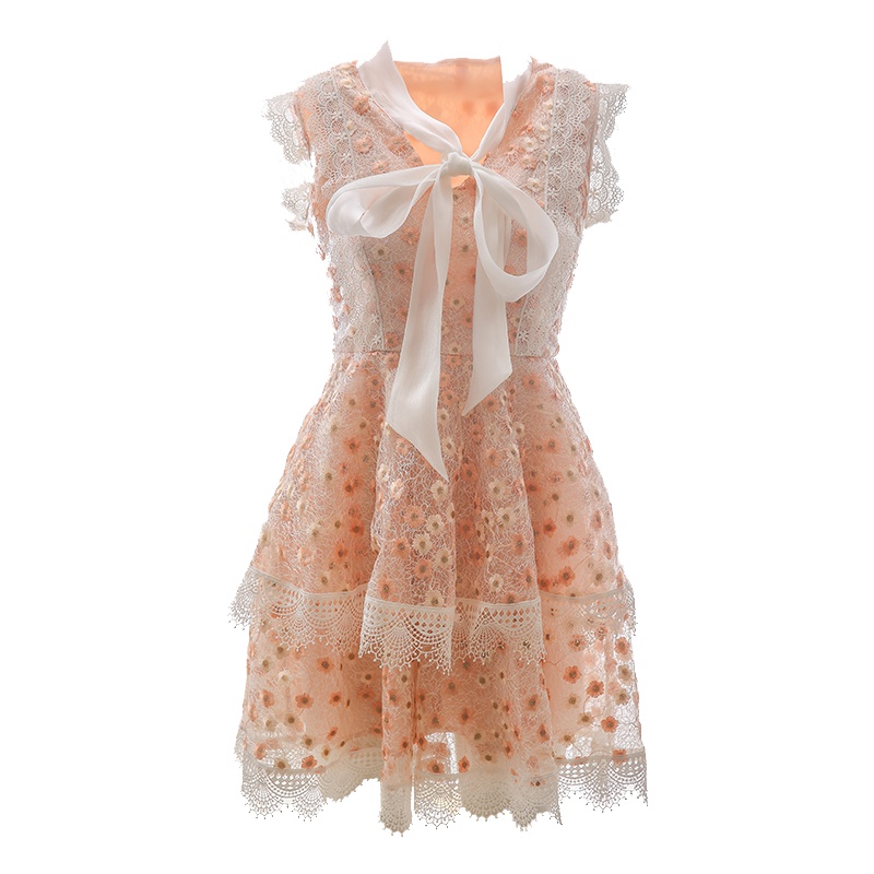 春装2019款女泰国潮牌气质优雅无袖刺绣花朵小清新连衣裙