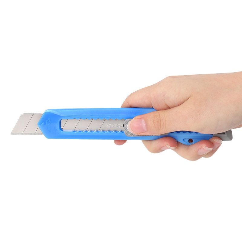 齐心B2809美工刀 裁纸刀颜色随机5把装