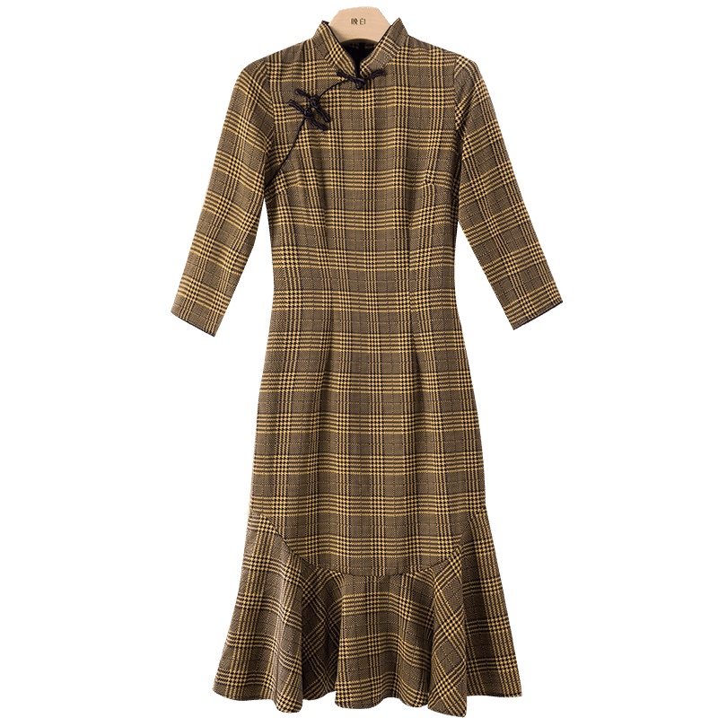 晚白2021春季新品复古中国风修身立领格子改良旗袍鱼尾裙连衣裙女