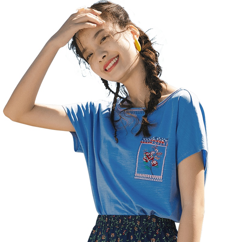 茵曼2019夏装新款弹性棉绣花船领蝙蝠袖文艺简约百搭T恤上衣女