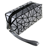 菱格三宅世家(MVO MVO LGSZSJ)碎花几何菱格防水手提女士化妆包女生便携式大空间钱包女