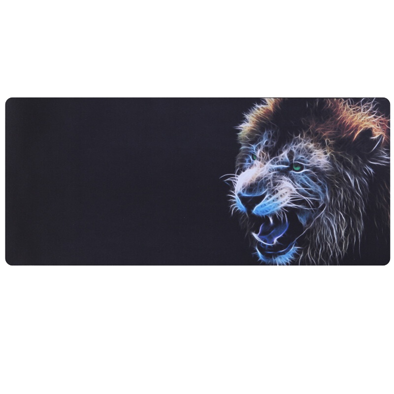 灵蛇 游戏鼠标垫 超大电脑桌垫 加厚办公桌键盘垫 精密包边 防滑 可水洗 P71雄狮