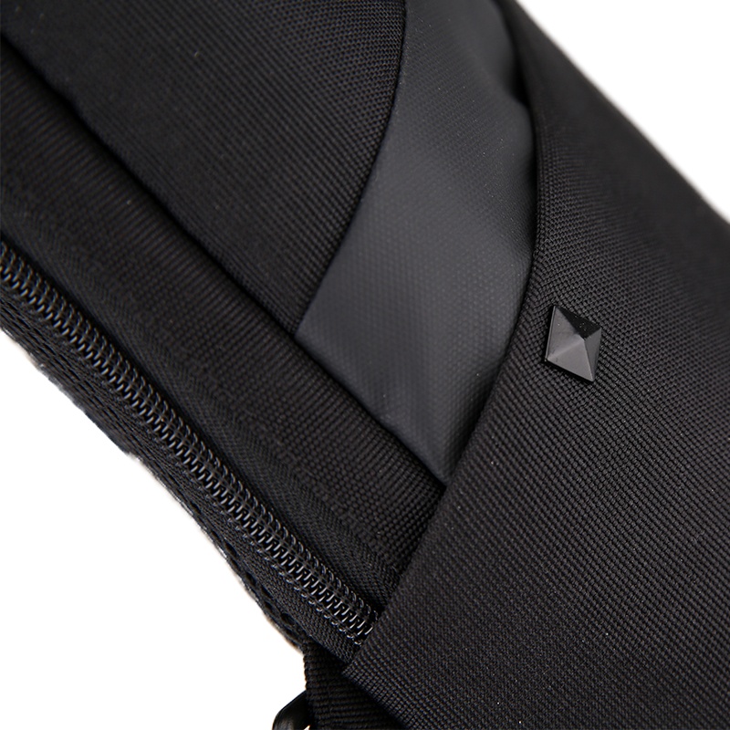 内野(UCHINO) UC-B013小棉袄胸包 黑色