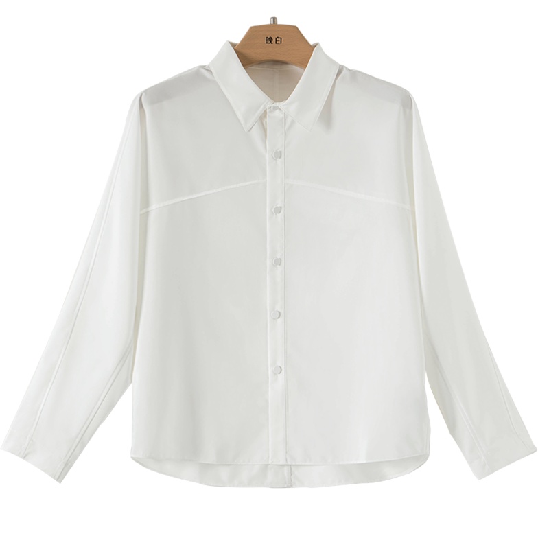 晚白2021春季新品时尚个性简约纯色翻领蝙蝠袖宽松休闲衬衫衬衣女