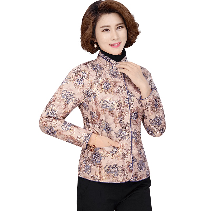 雪中飞羽绒服女修身轻薄上衣秋冬新款印花短款妈妈装保暖羽绒内胆