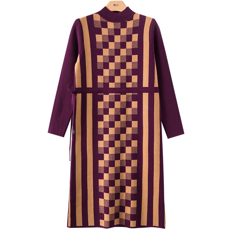 晚白2020秋冬新品半高领长袖修身显瘦格子毛衣裙通勤针织连衣裙女