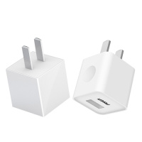品胜(PISEN) 爱充1A(苹果白)充电器(适用于:苹果系列和安卓系列)