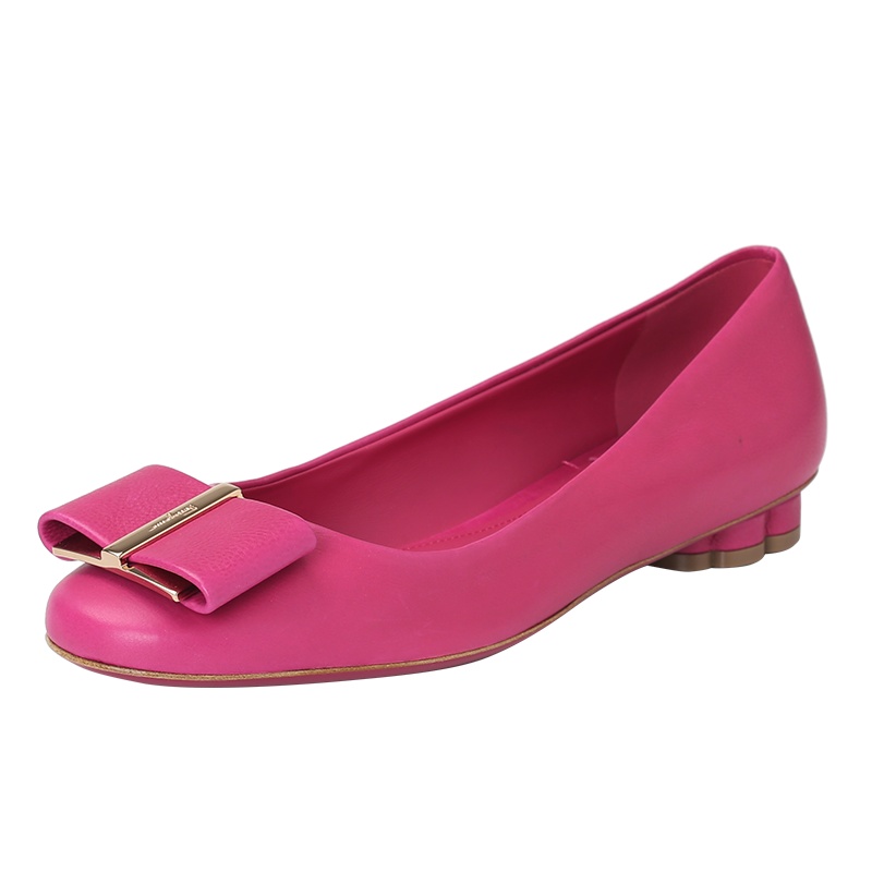 FERRAGAMO Vara 低跟鞋01N008