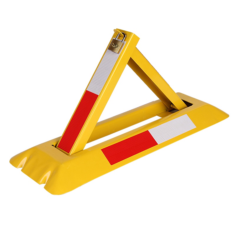 趣行 A型三角手动车位锁 加强槽耐压一体成型底座 抗碾轧挂锁式车库挡车器停车地锁 单锁版