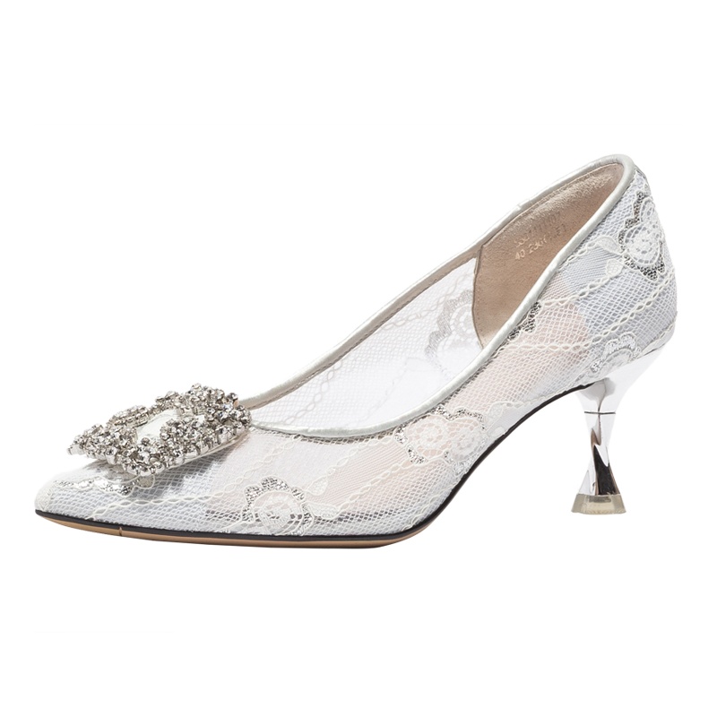 St&Sat/星期六春季新款细高跟单鞋装饰高跟鞋女SS01111107