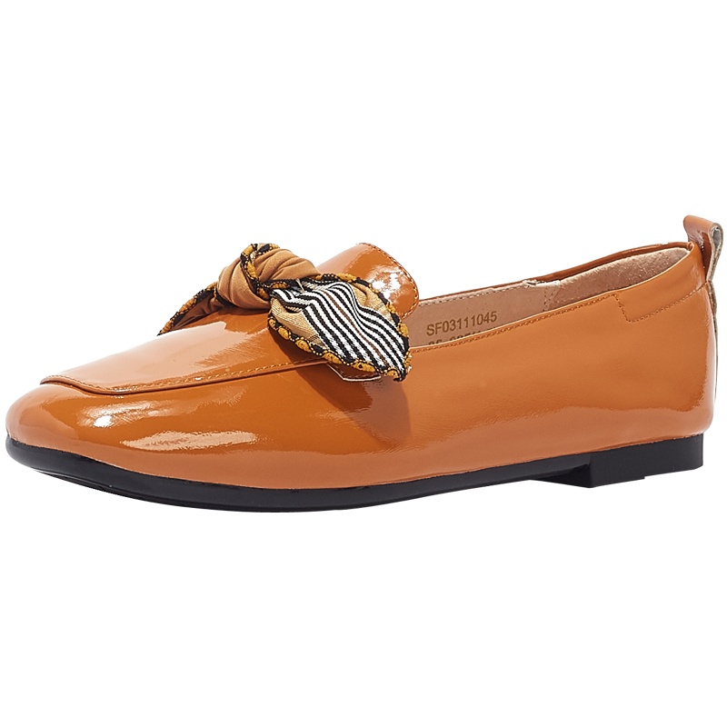 星期六(ST&SAT)旗下蝴蝶结装饰复古单鞋女SF03111045