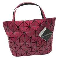 菱格三宅世家(MVO MVO LGSZSJ)新款菱格手提包几何折叠女士包7X10摇滚包