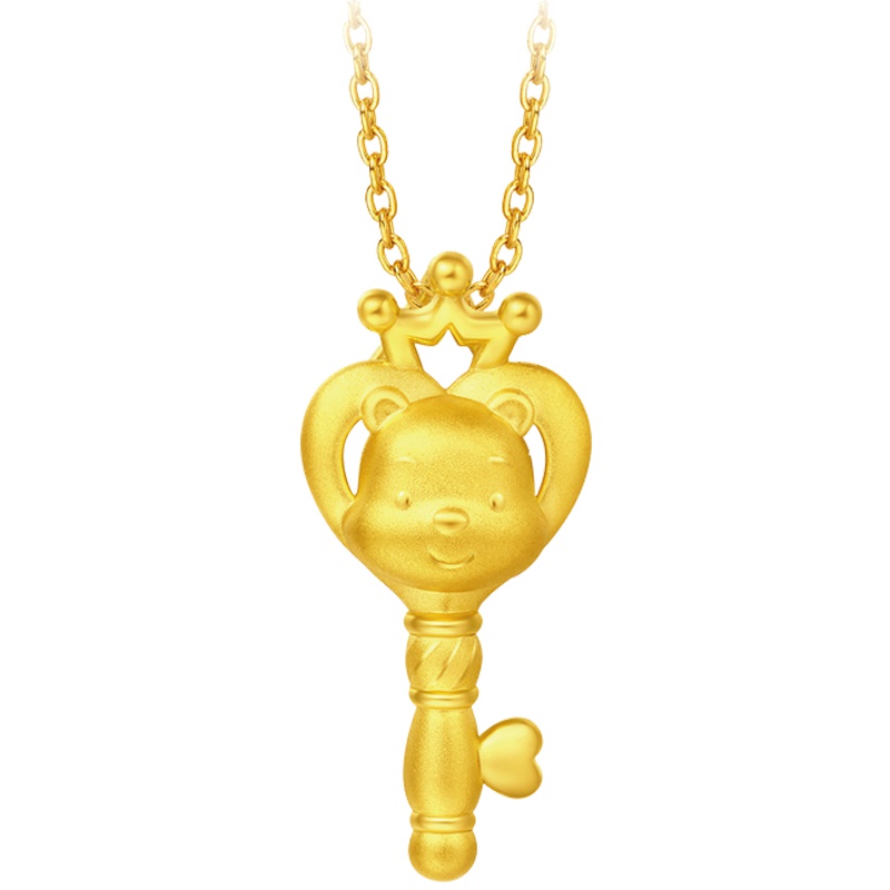 周大福迪士尼小熊维尼皇冠钥匙黄金吊坠R20372