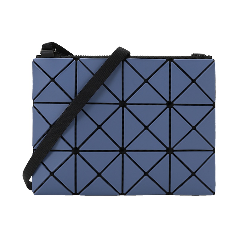 三宅一生 BAO BAO ISSEY MIYAKE 女士PVC单肩斜挎包BB16 AG606