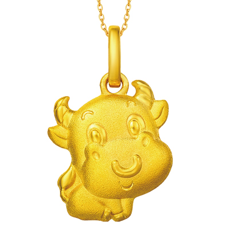 周大福珠宝首饰生肖牛足金黄金吊坠计价（足金工费58元）F199494