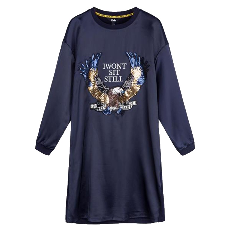 【专柜同款】九分袖连衣裙女2018春装新款欧美时尚宽松学生字母亮片刺绣短裙潮20011677