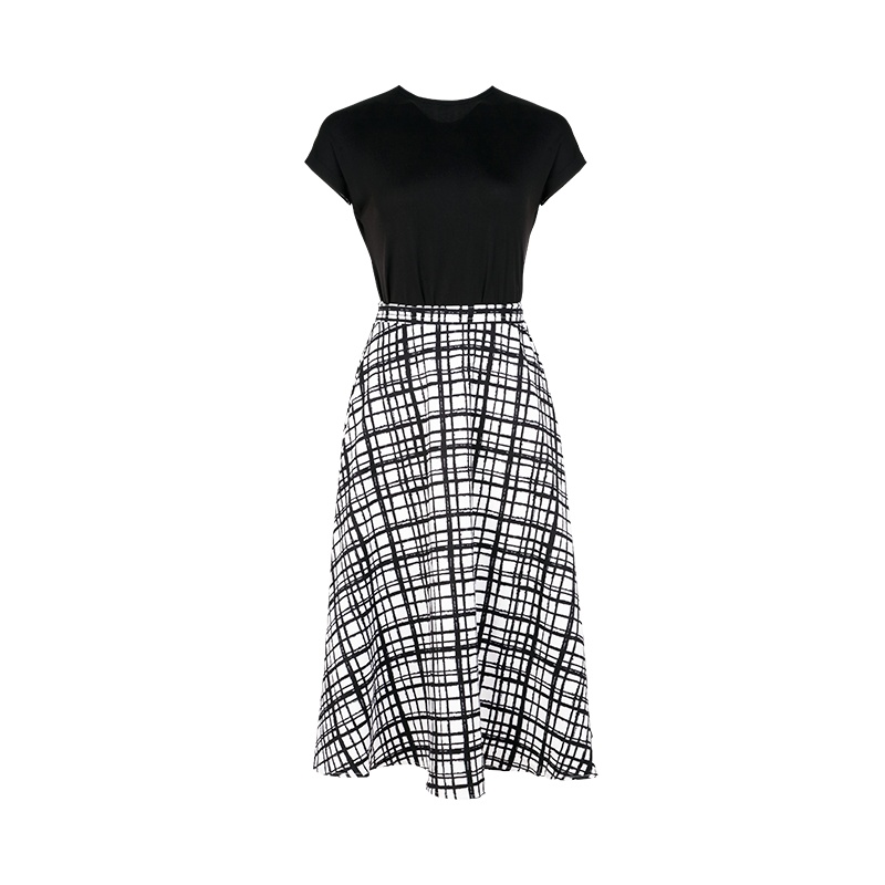 晩白 新品纯色圆领短袖T恤衫复古格子A字半身裙两件套