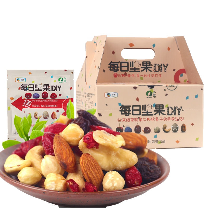 中粮山萃每日DIV坚果混合果仁孕妇儿童干果坚果大礼包750g