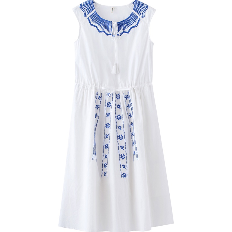 茵曼裙子夏连衣裙系带圆领小盖袖撞色民俗风绣花中长裙女