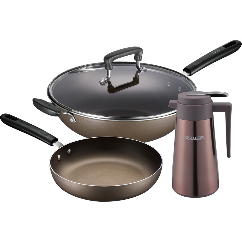爱仕达锅具套装不粘锅三件套平底炒煎组合电磁炉不粘锅三件套。