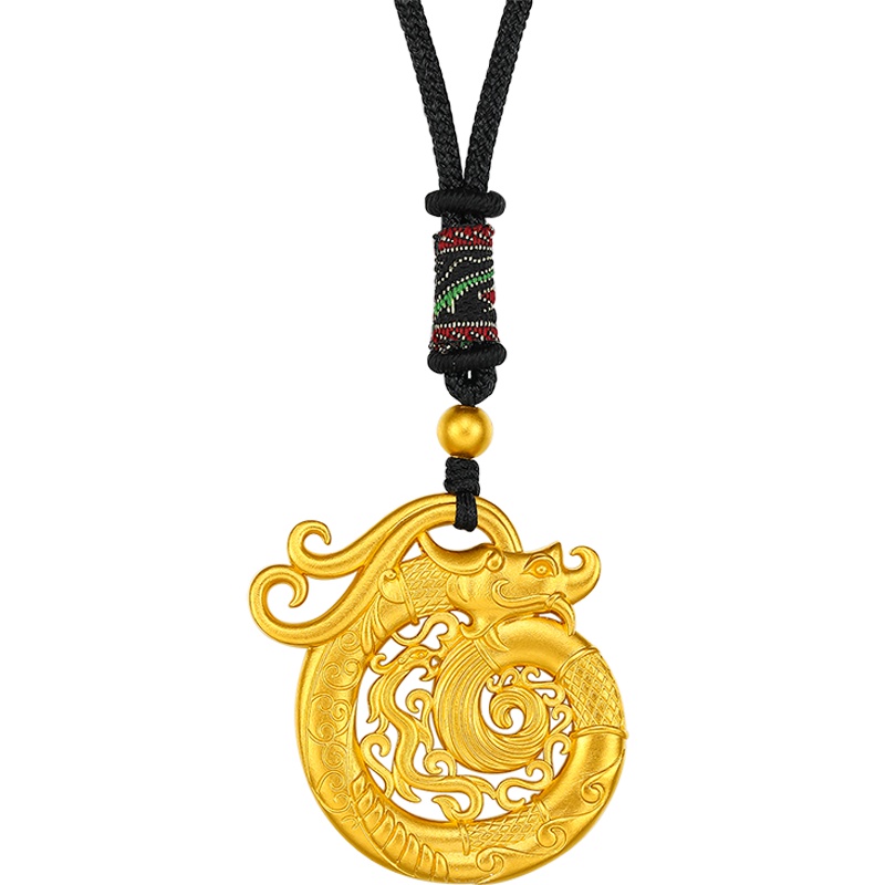 周大生黄金饰品古法吊坠新款足金龙凤和鸣挂坠男女款古法工艺手工编绳启福系列