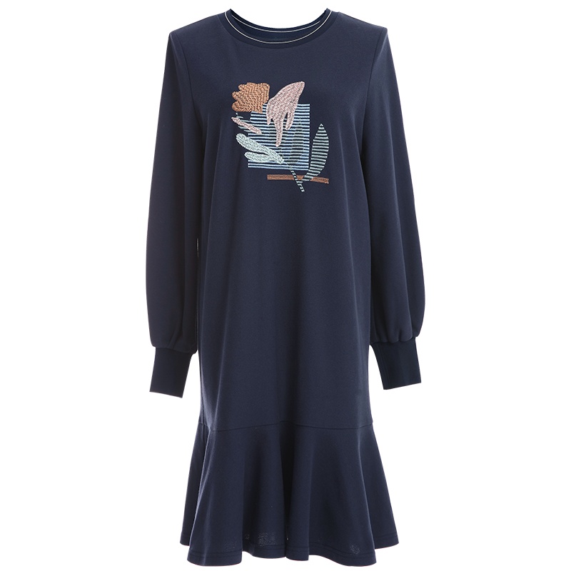 欧昵雪圆领绣花荷叶边卫衣连衣裙女显瘦长袖鱼尾裙