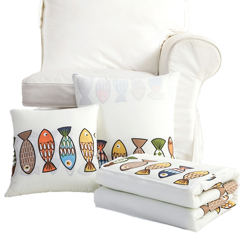 無印良品 两用抱枕被 佳品 神奇宝被 家用车载 MJ-Q2020-7 车内