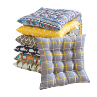 淘尔杰TAOERJ冬季汽车坐垫四季垫椅子板凳垫车用家用办公用冬天坐垫屁股软垫[黑白条纹50cm*50cm]