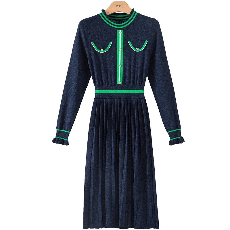 晚白2021春新品时尚修身显瘦木耳边领长袖A字百褶裙针织连衣裙女