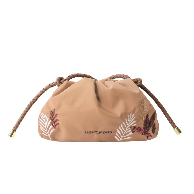 花间公主淡淡的情绪2021春季新款云朵清新刺绣尼龙防水布女包包斜挎手机女包