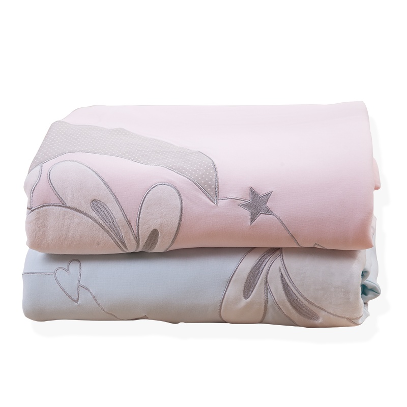 俩个宝宝甜蜜萌兔薄被150*120cm抗菌防螨四季可用