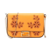 FENDI 女士 BAGUETTE系列皮革/织物吊饰挂饰单肩斜挎包7AR844 AFCS