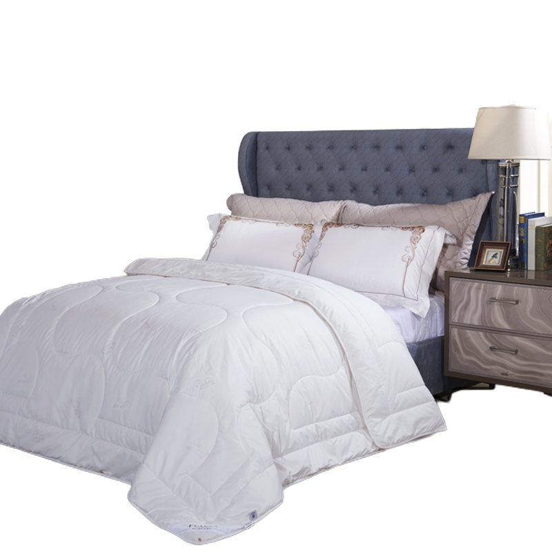 富安娜 柔美羊毛春秋被 单个装